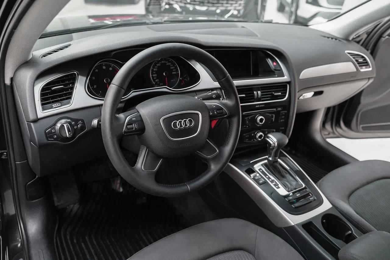 Audi A4 2012, черный, ДЦ Орехово