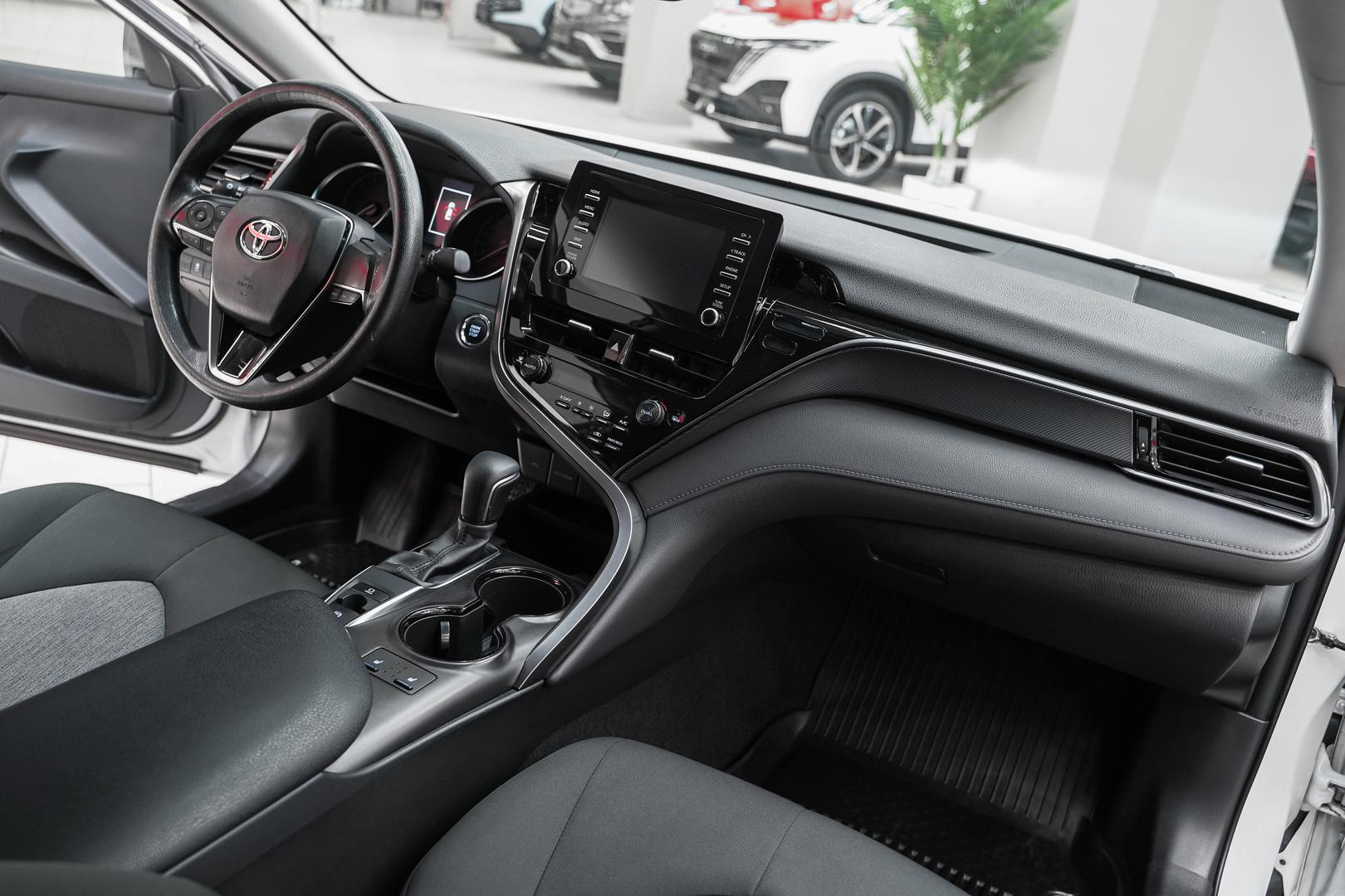Toyota Camry 2021, белый, ДЦ Орехово