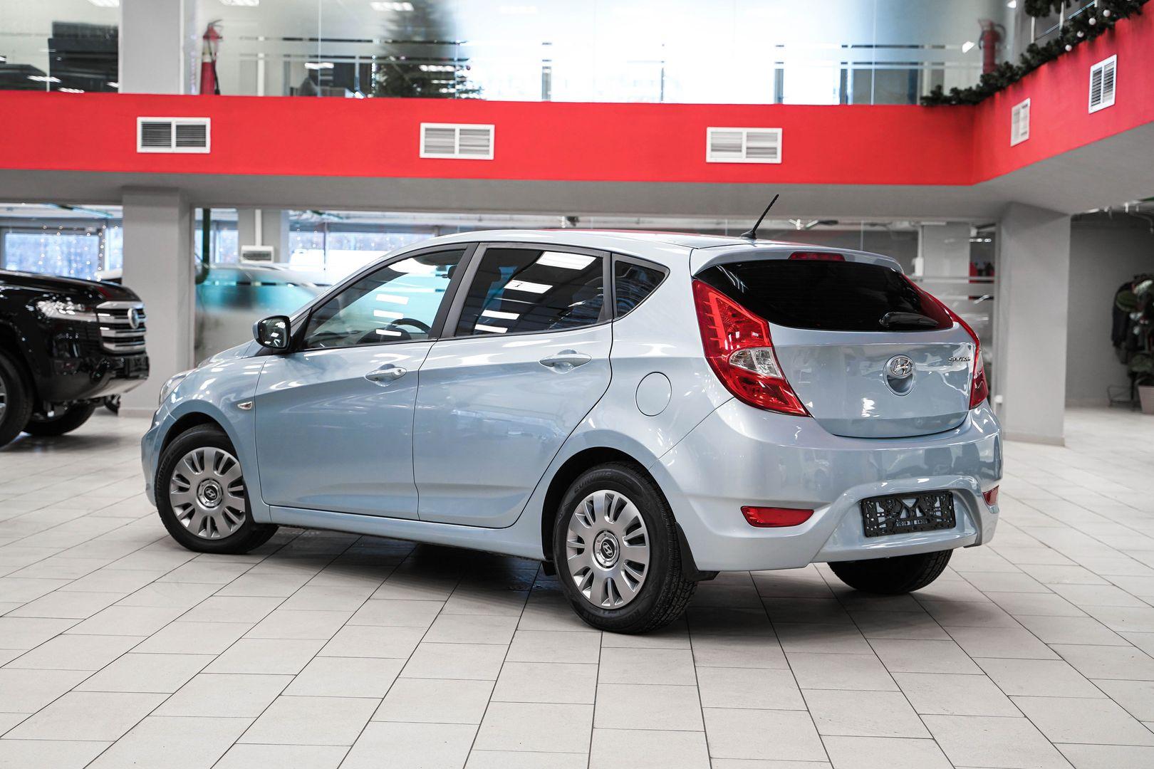 Hyundai Solaris 2012, серый, ДЦ Орехово
