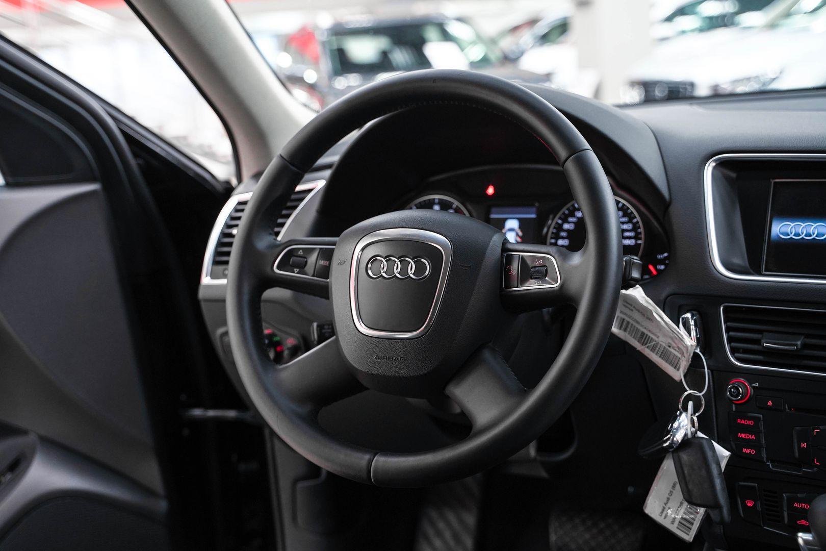 Audi Q5 2011, черный, ДЦ Орехово