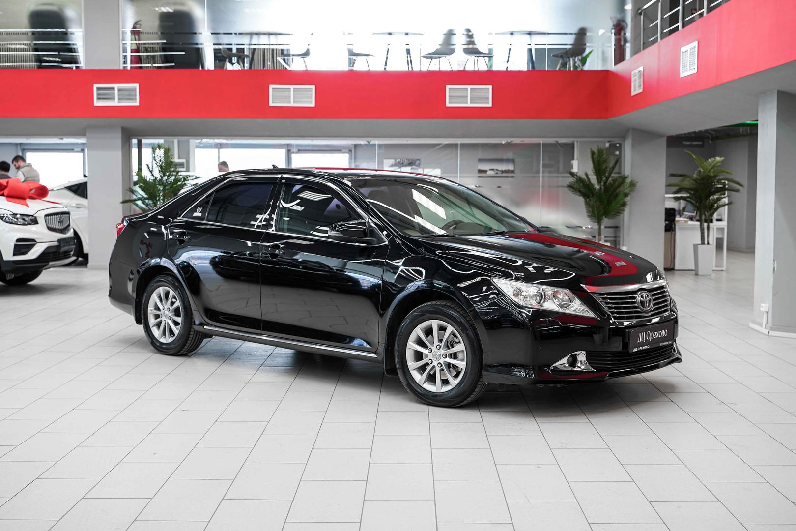 Toyota Camry 2012, черный, ДЦ Орехово