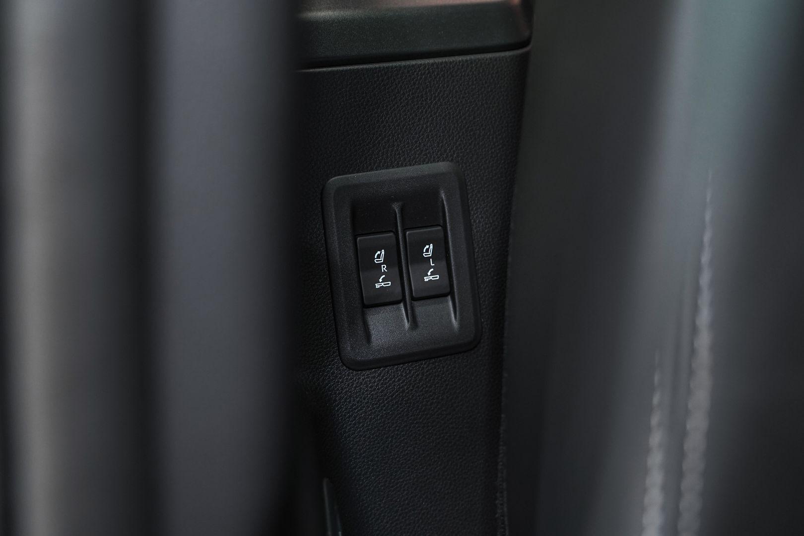 Toyota Land Cruiser Prado 2025, черный, ДЦ Орехово