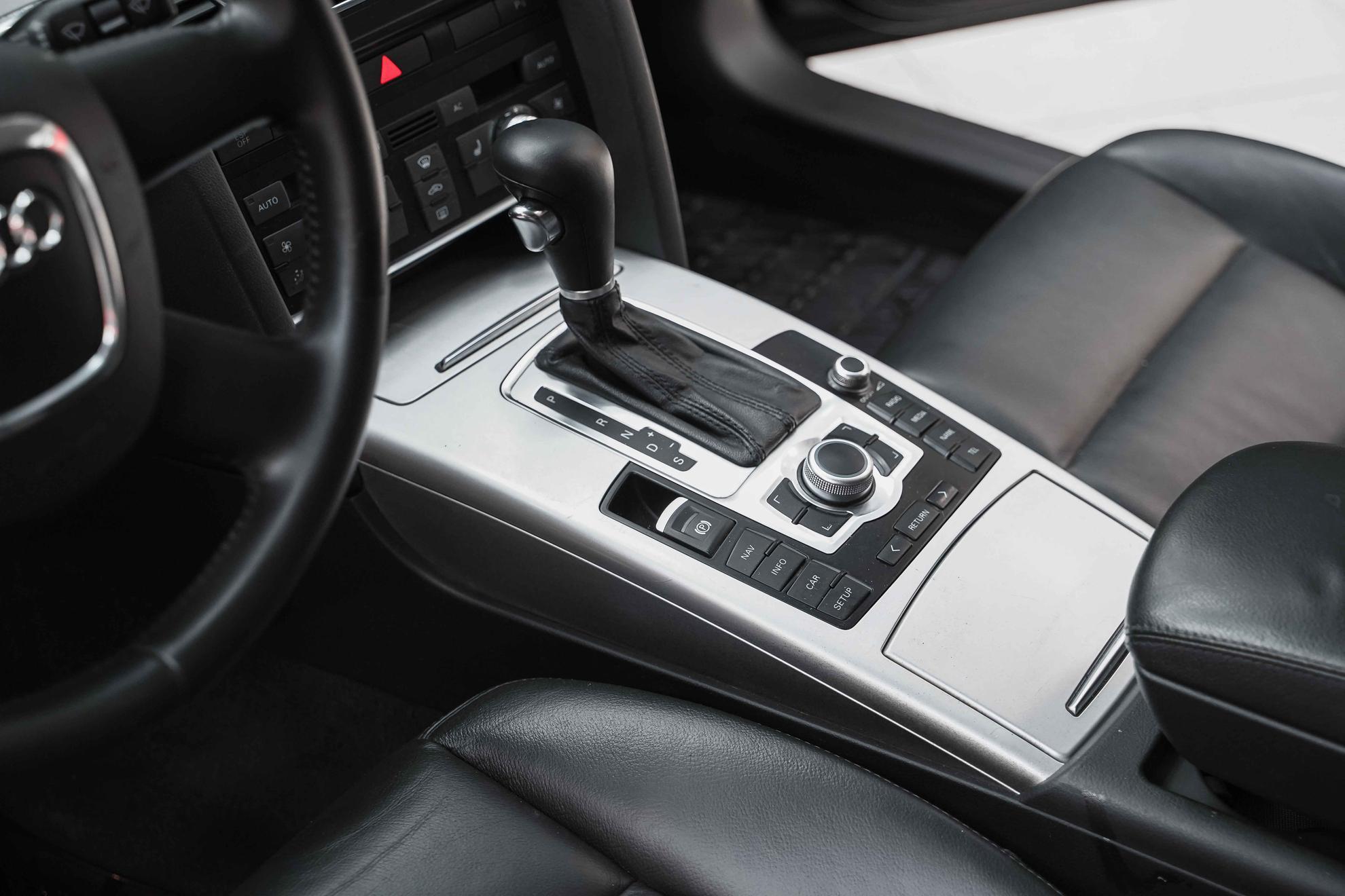 Audi A6 2010, черный, ДЦ Орехово