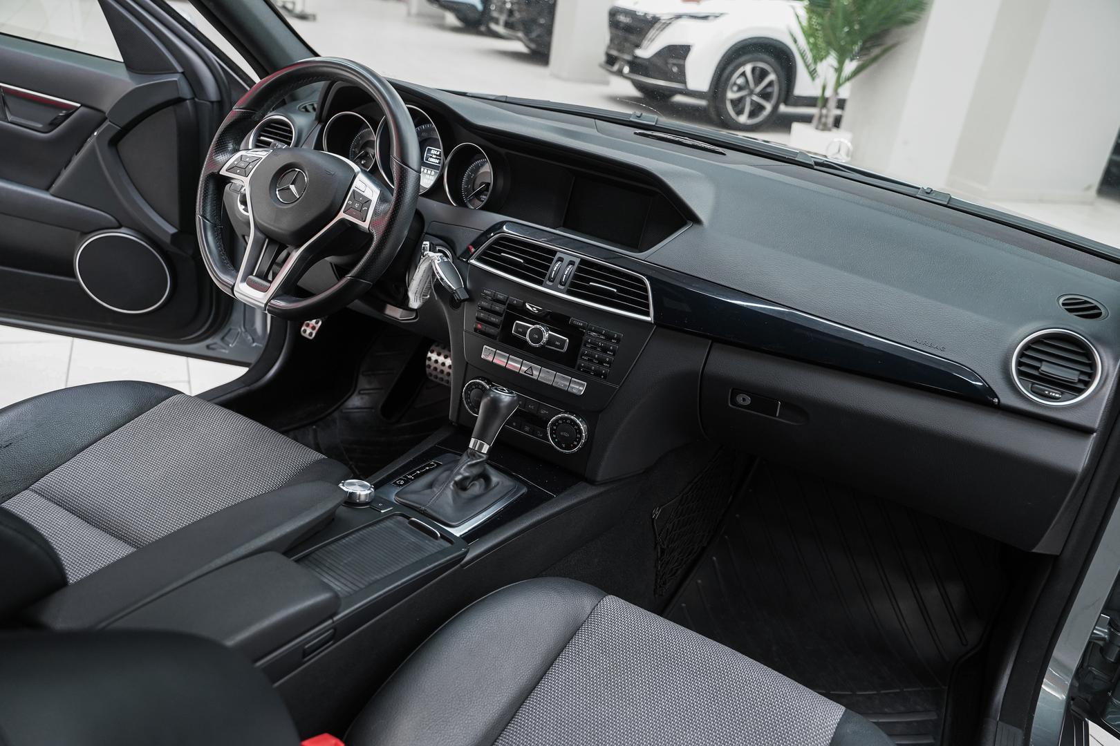 Mercedes-Benz C-Класс 2012, серый, ДЦ Орехово