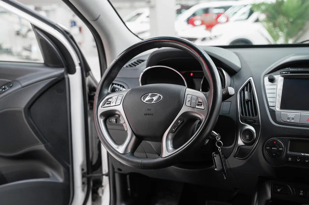Hyundai ix35 2014, белый, ДЦ Орехово