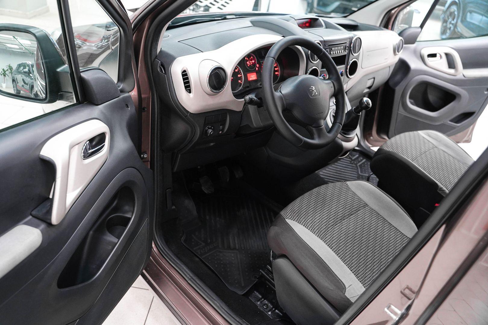Peugeot Partner 2013, коричневый, ДЦ Орехово