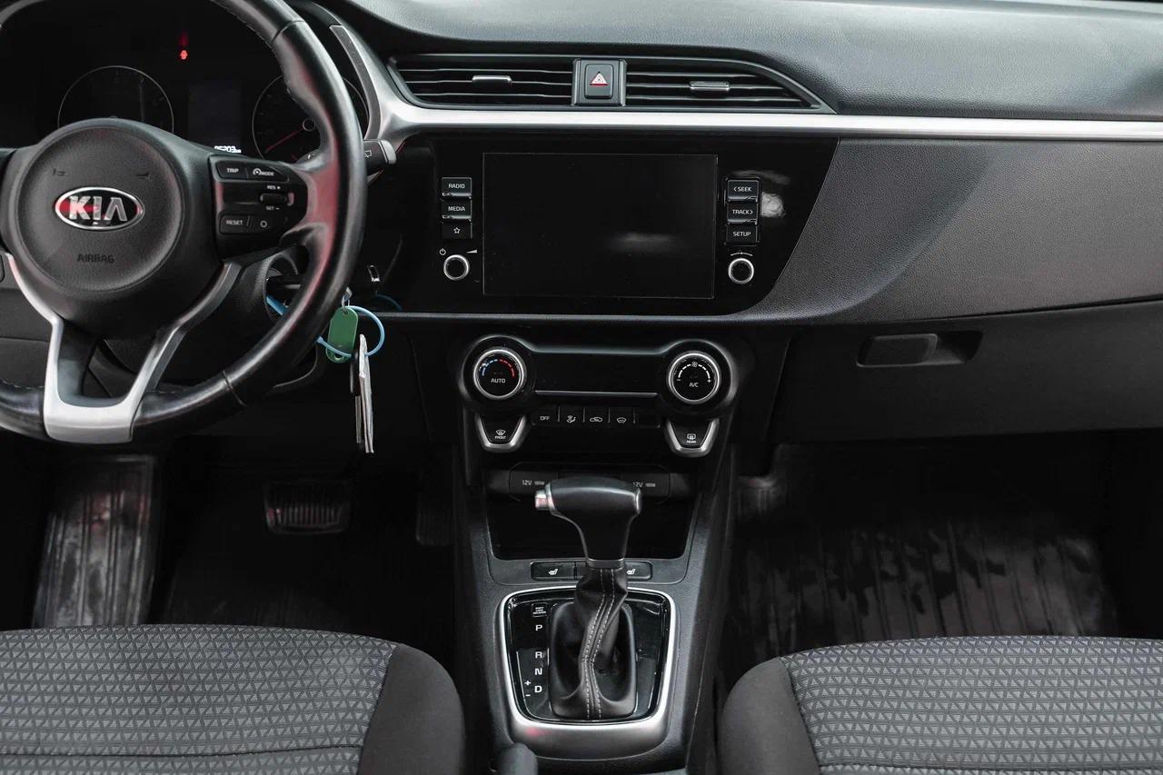Kia Rio 2020, белый, ДЦ Орехово