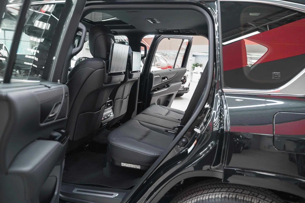 Lexus LX 2026, черный, ДЦ Орехово