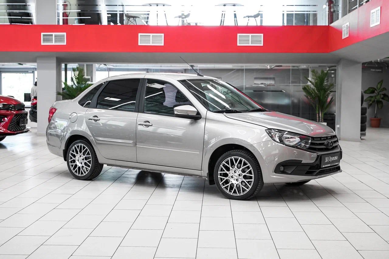 LADA (ВАЗ) Granta 2021, серебряный, ДЦ Орехово