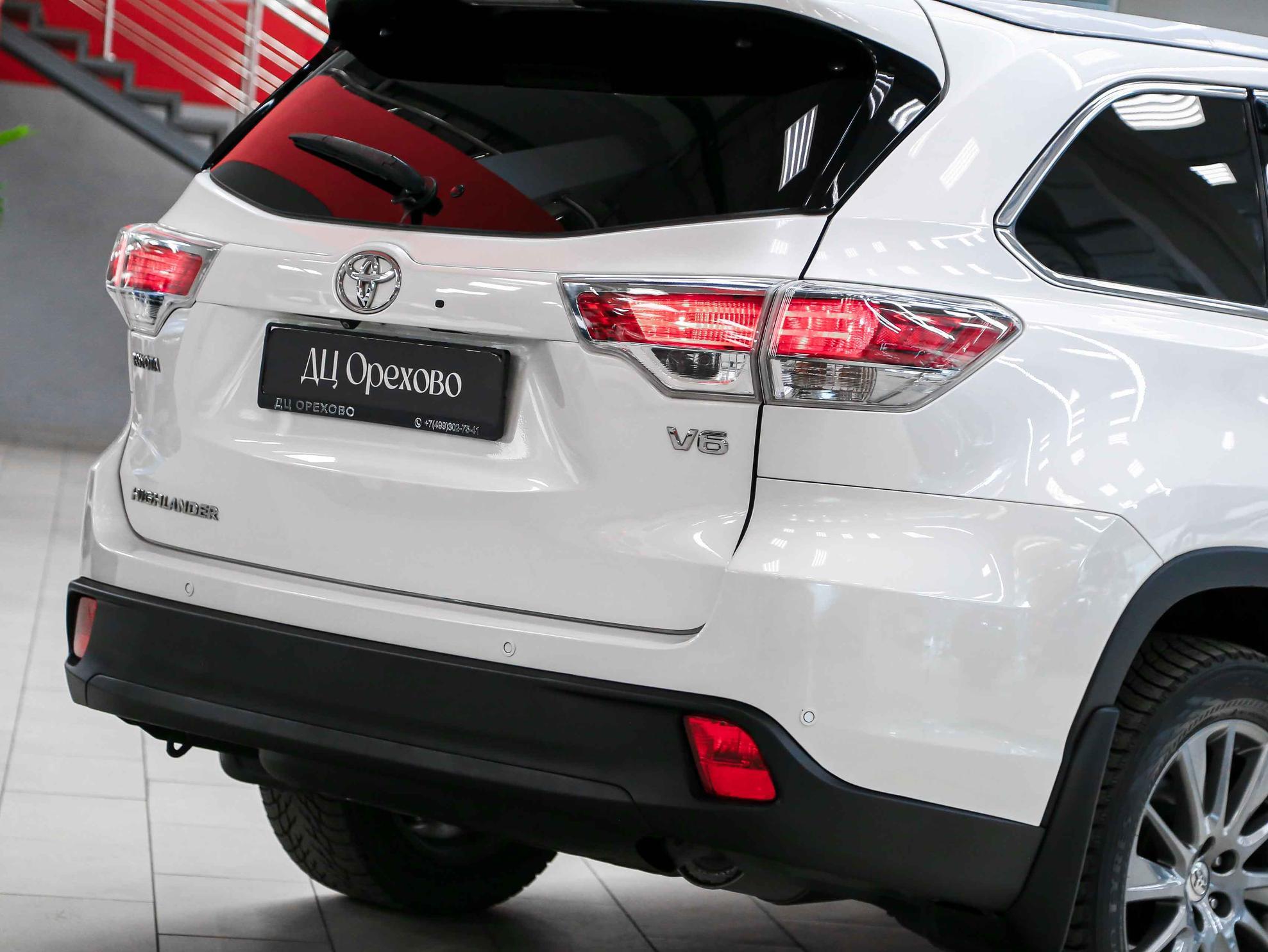 Toyota Highlander 2015, белый, ДЦ Орехово