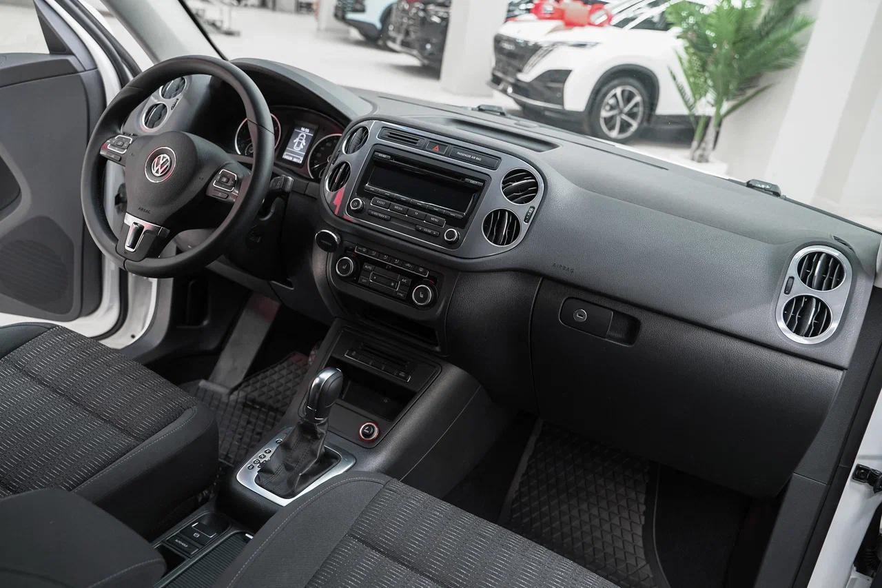 Volkswagen Tiguan 2012, белый, ДЦ Орехово