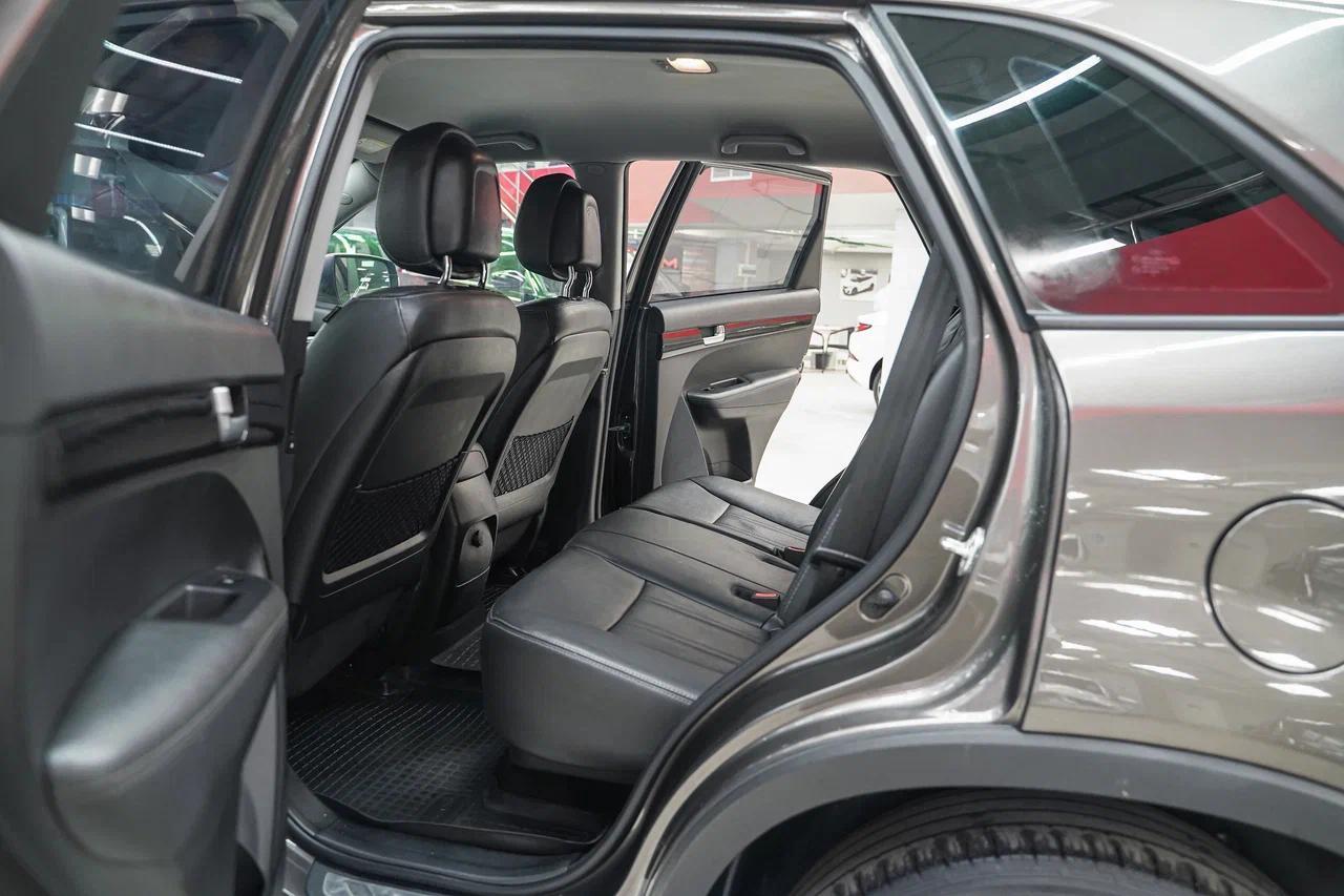 Kia Sorento 2012, серый, ДЦ Орехово