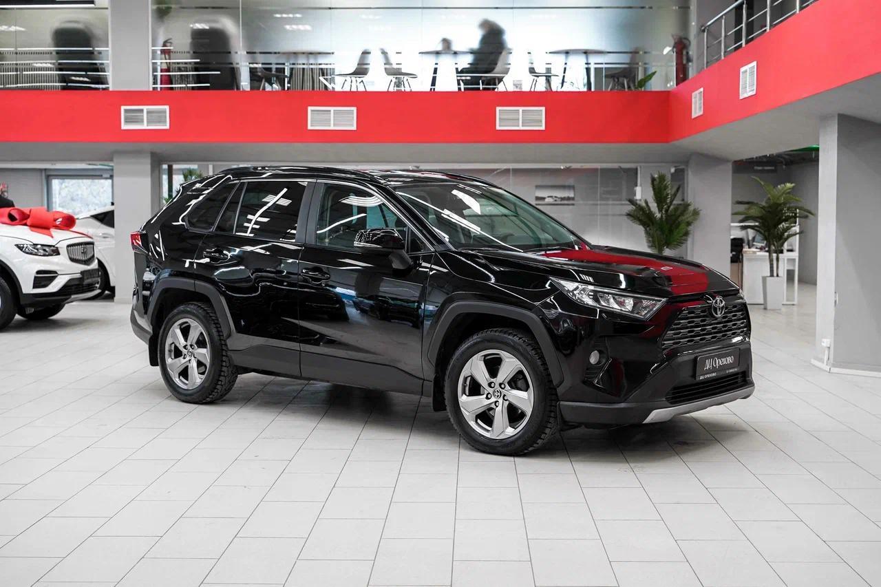 Toyota RAV4 2021, черный, ДЦ Орехово