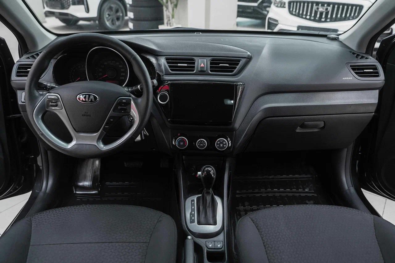 Kia Rio 2017, черный, ДЦ Орехово