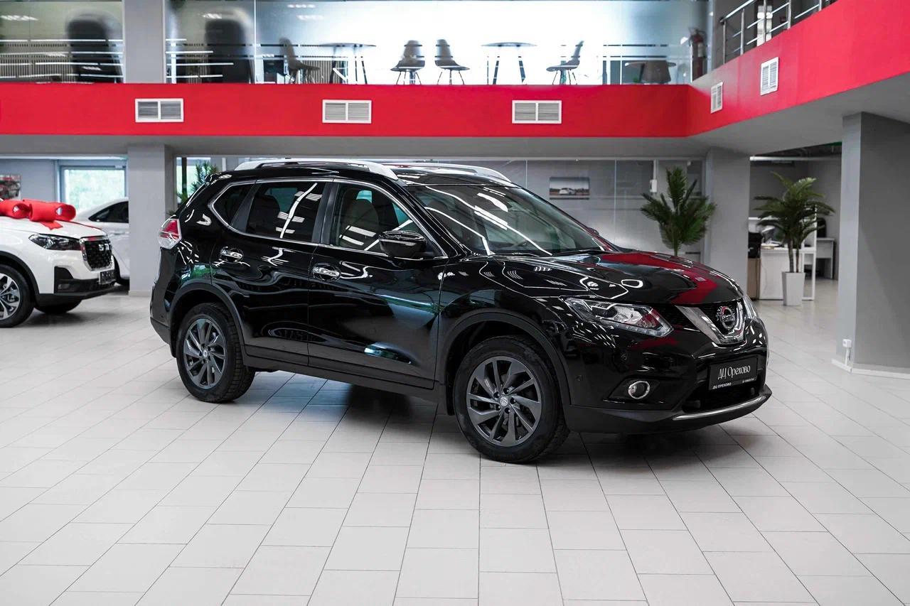 Nissan X-Trail 2017, черный, ДЦ Орехово