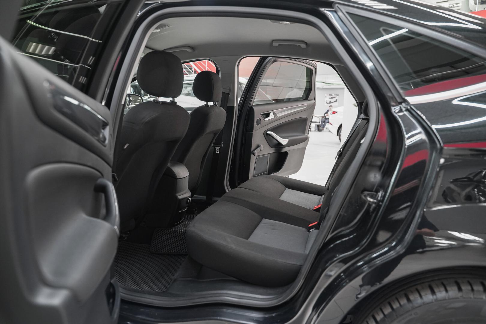 Ford Mondeo 2012, черный, ДЦ Орехово
