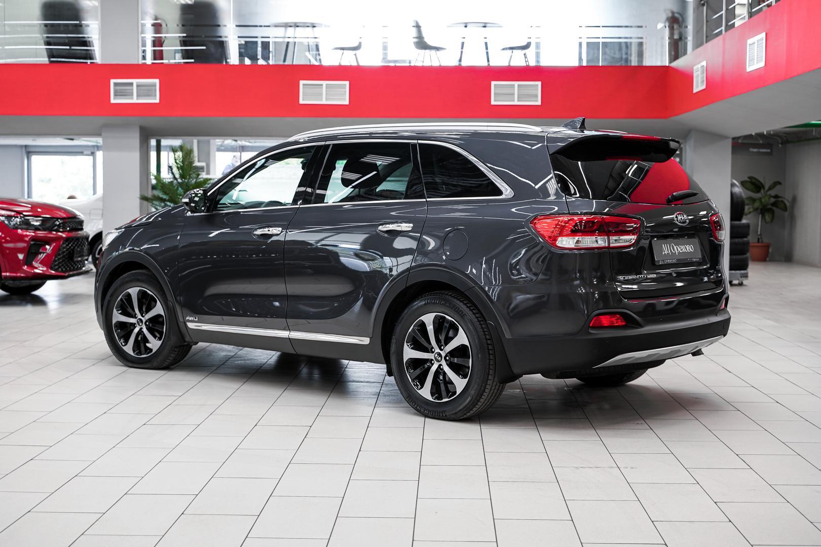 Kia Sorento 2017, серый, ДЦ Орехово