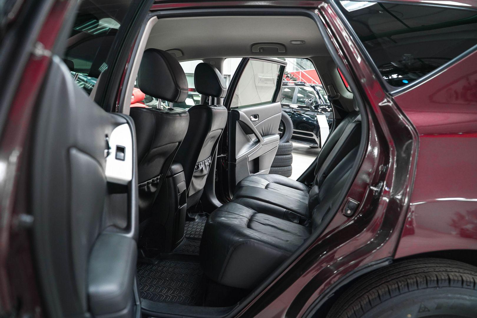 Nissan Murano 2011, пурпурный, ДЦ Орехово