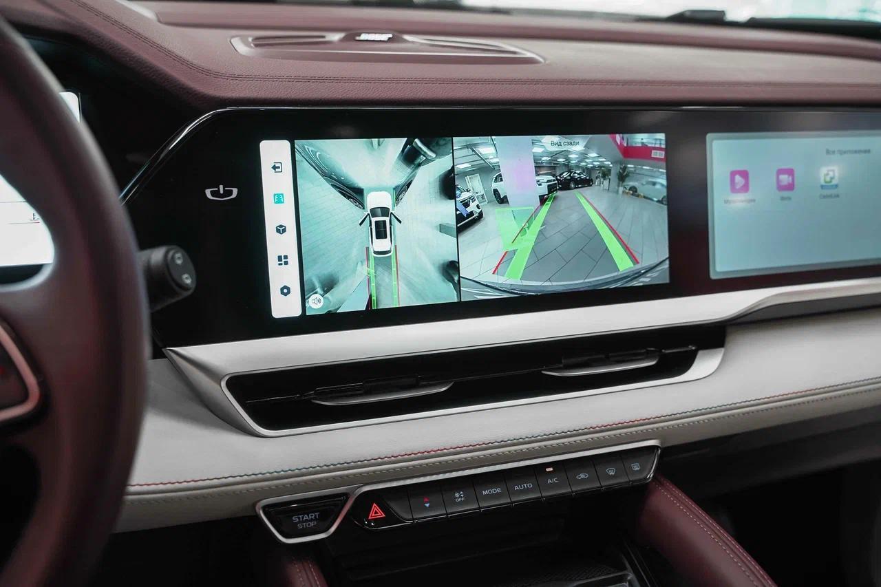 Geely Monjaro 2023, серый, ДЦ Орехово