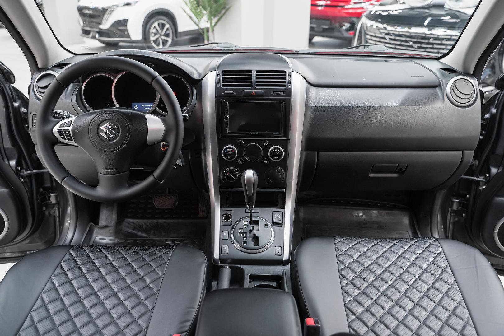 Suzuki Grand Vitara 2010, серый, ДЦ Орехово