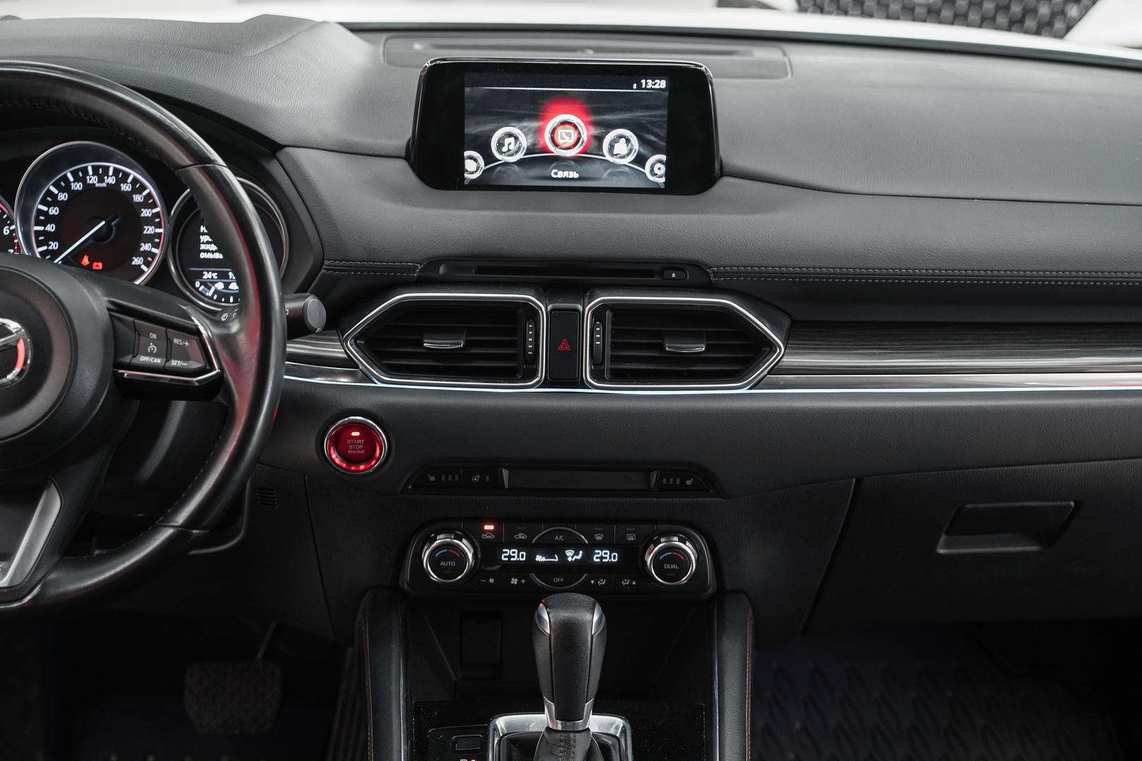 Mazda CX-5 2017, белый, ДЦ Орехово