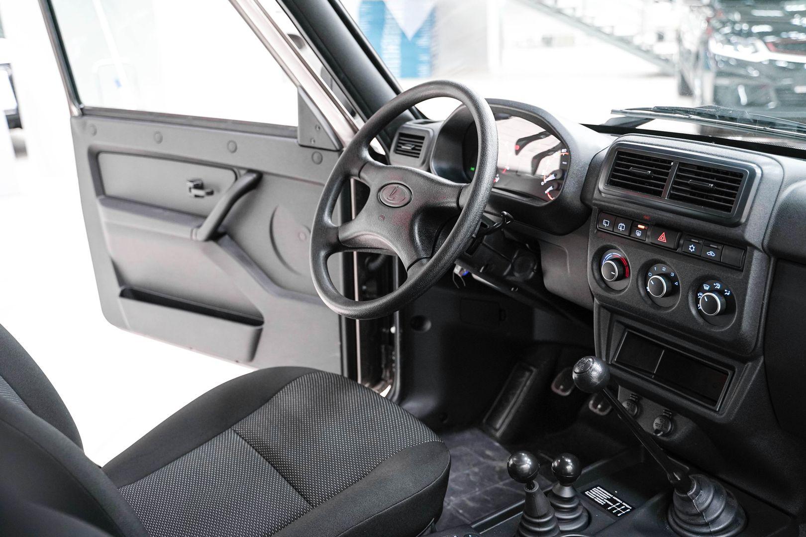 LADA (ВАЗ) Niva Legend 2024, коричневый, ДЦ Орехово