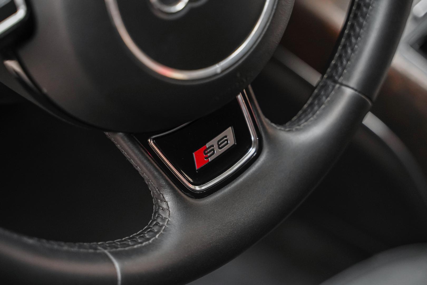 Audi A6 2015, черный, ДЦ Орехово