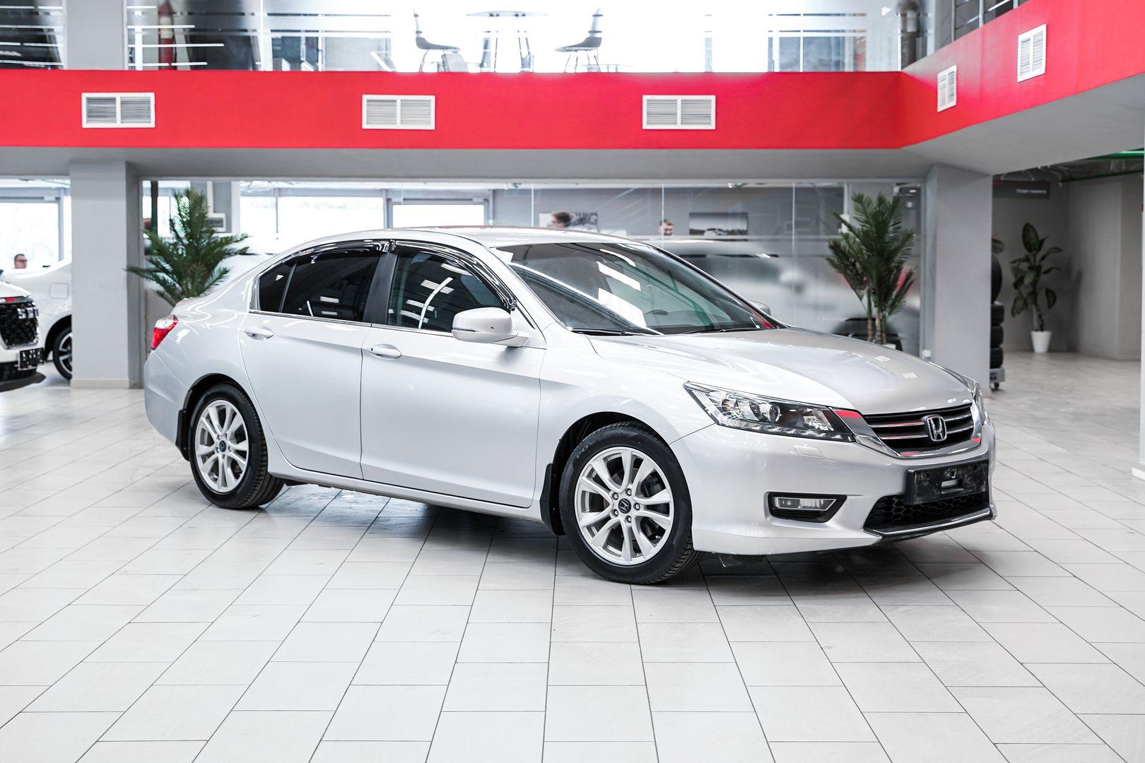 Honda Accord 2013, серый, ДЦ Орехово