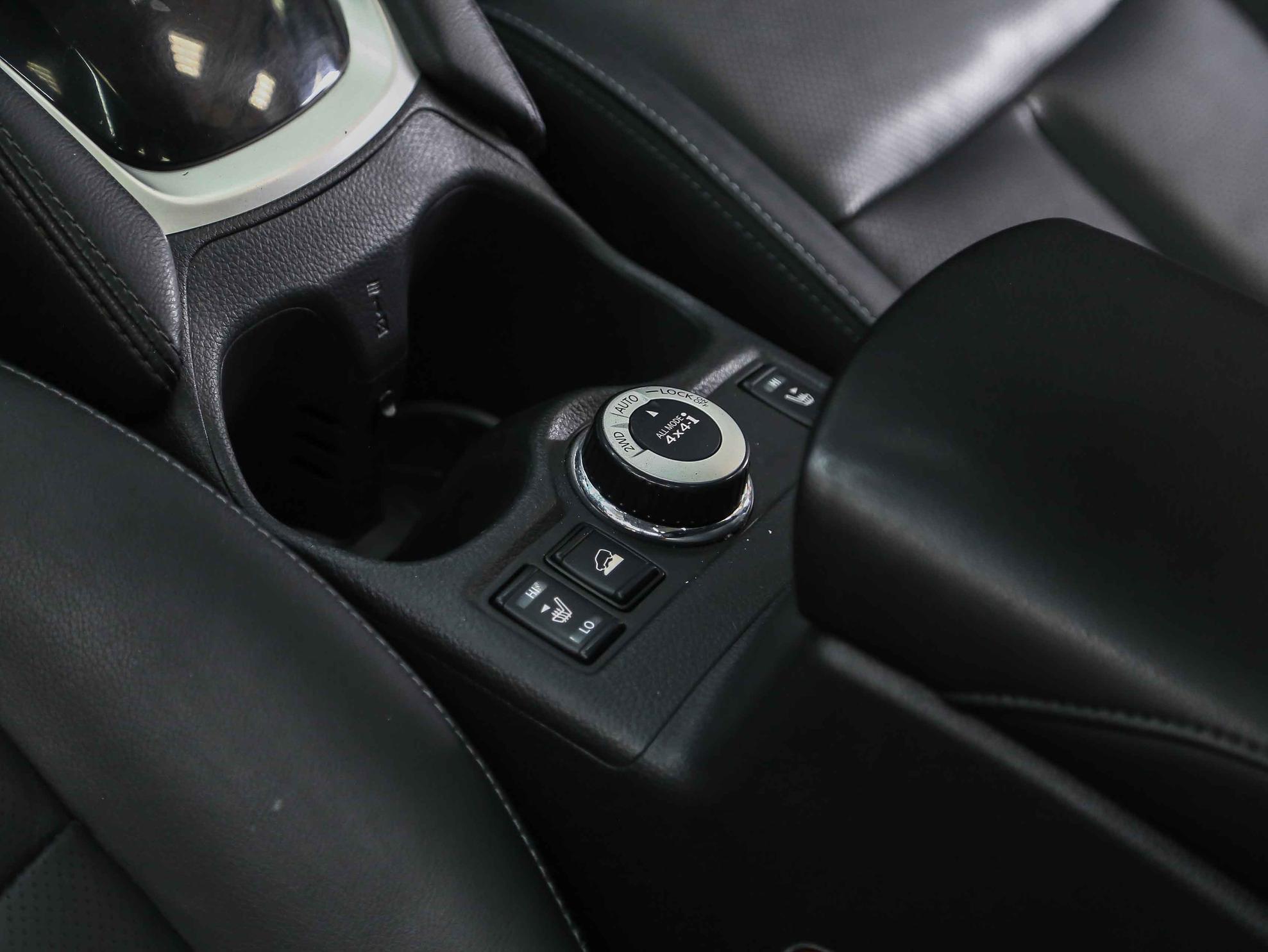 Nissan X-Trail 2018, белый, ДЦ Орехово
