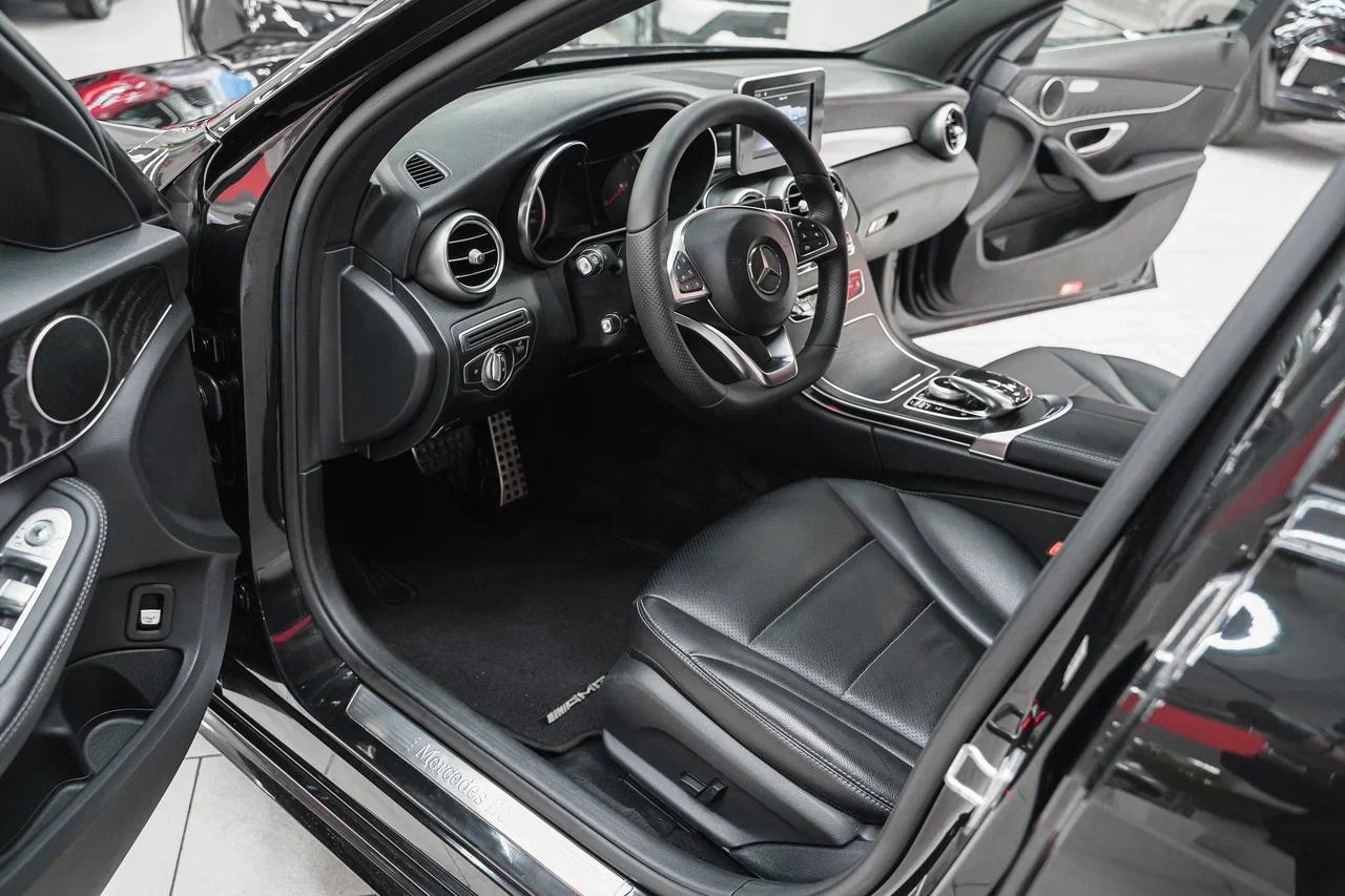 Mercedes-Benz C-Класс 2017, черный, ДЦ Орехово