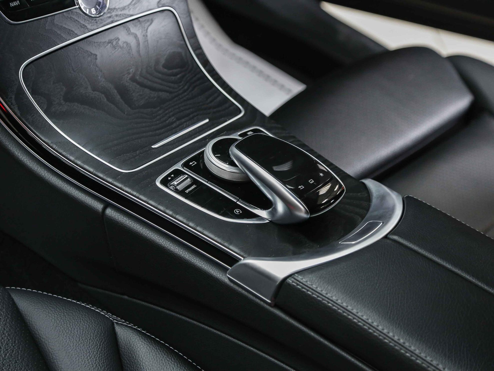 Mercedes-Benz C-Класс 2015, черный, ДЦ Орехово