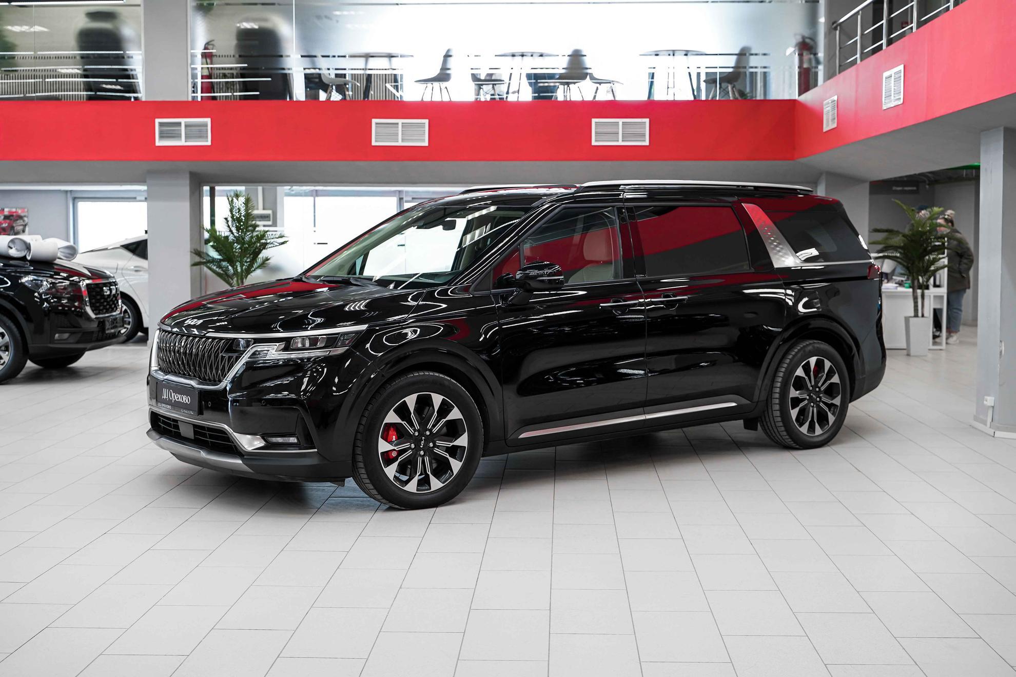 Kia Carnival 2023, черный, ДЦ Орехово