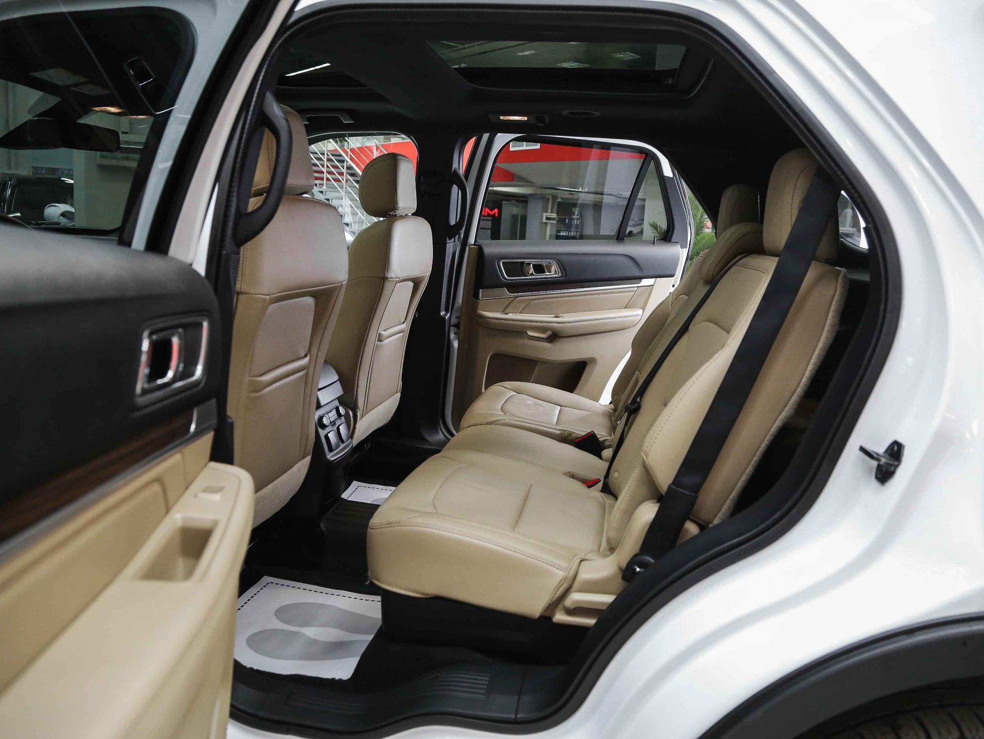 Ford Explorer 2018, белый, ДЦ Орехово