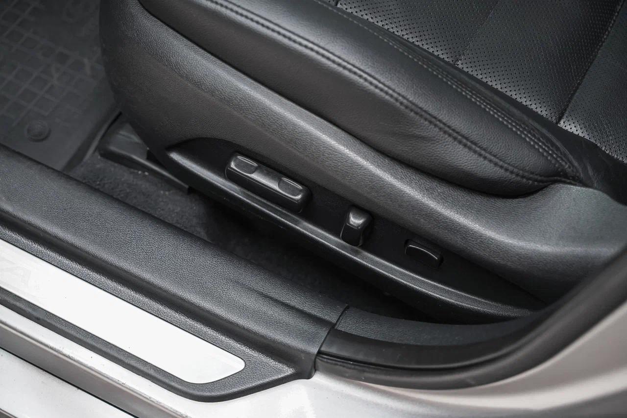 Hyundai Sonata 2010, серебряный, ДЦ Орехово