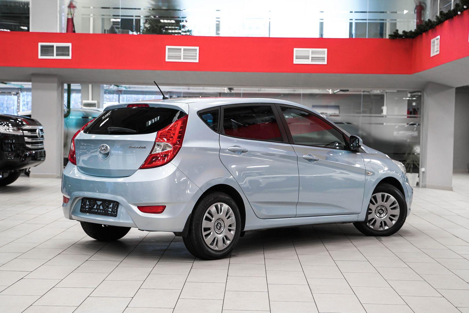 Hyundai Solaris 2012, серый, ДЦ Орехово