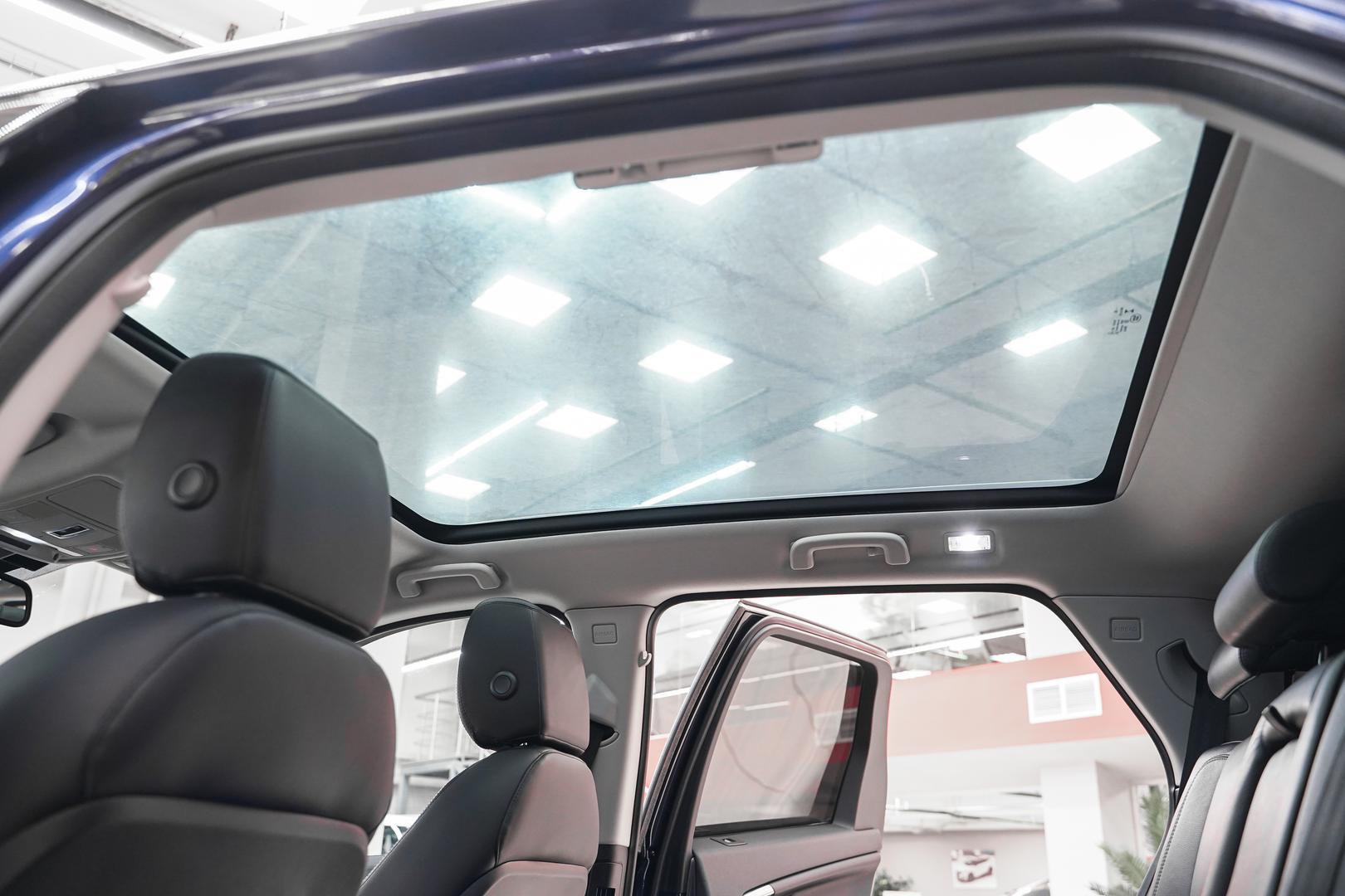 Land Rover Discovery Sport 2017, синий, ДЦ Орехово