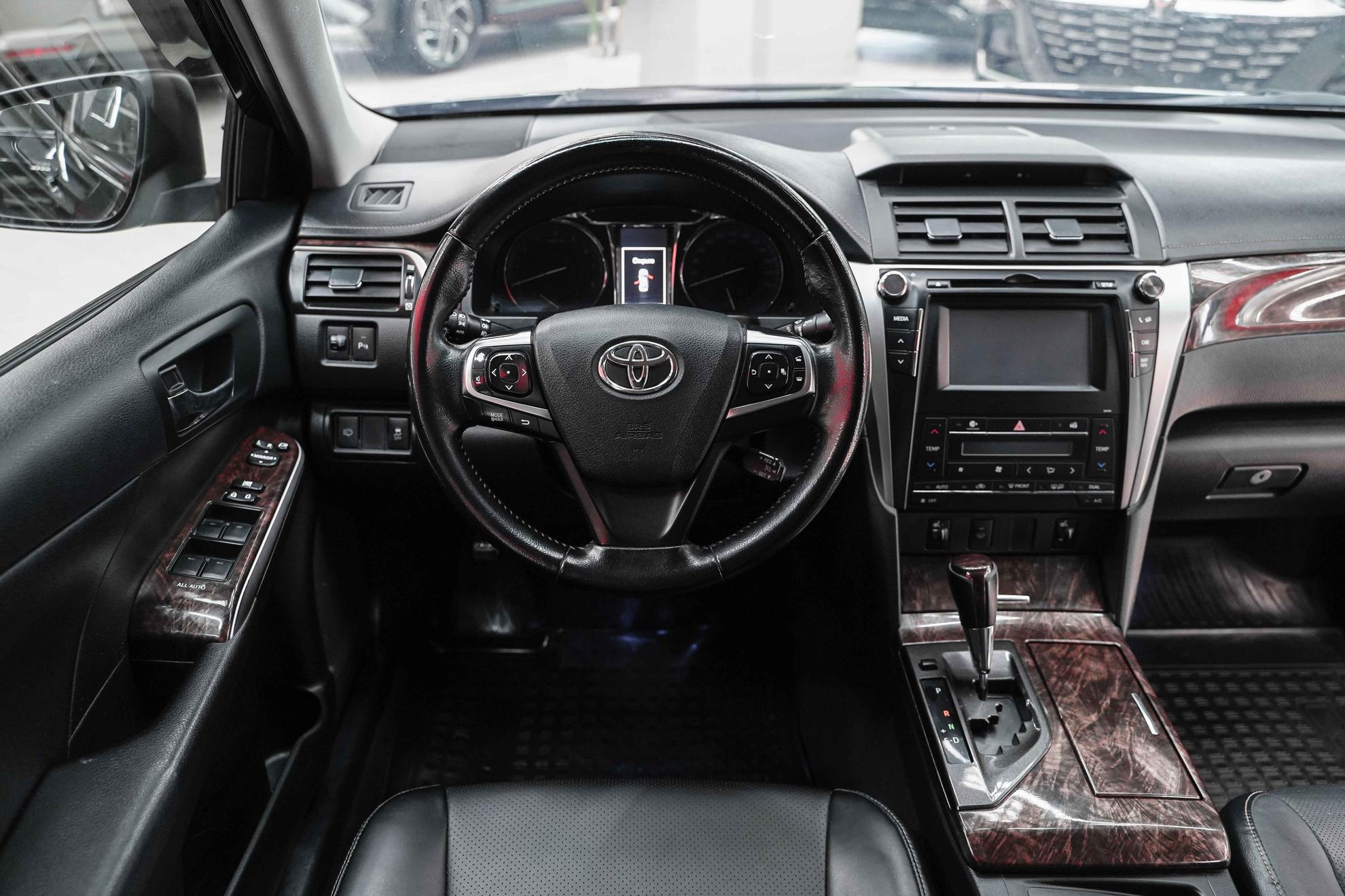 Toyota Camry 2014, черный, ДЦ Орехово