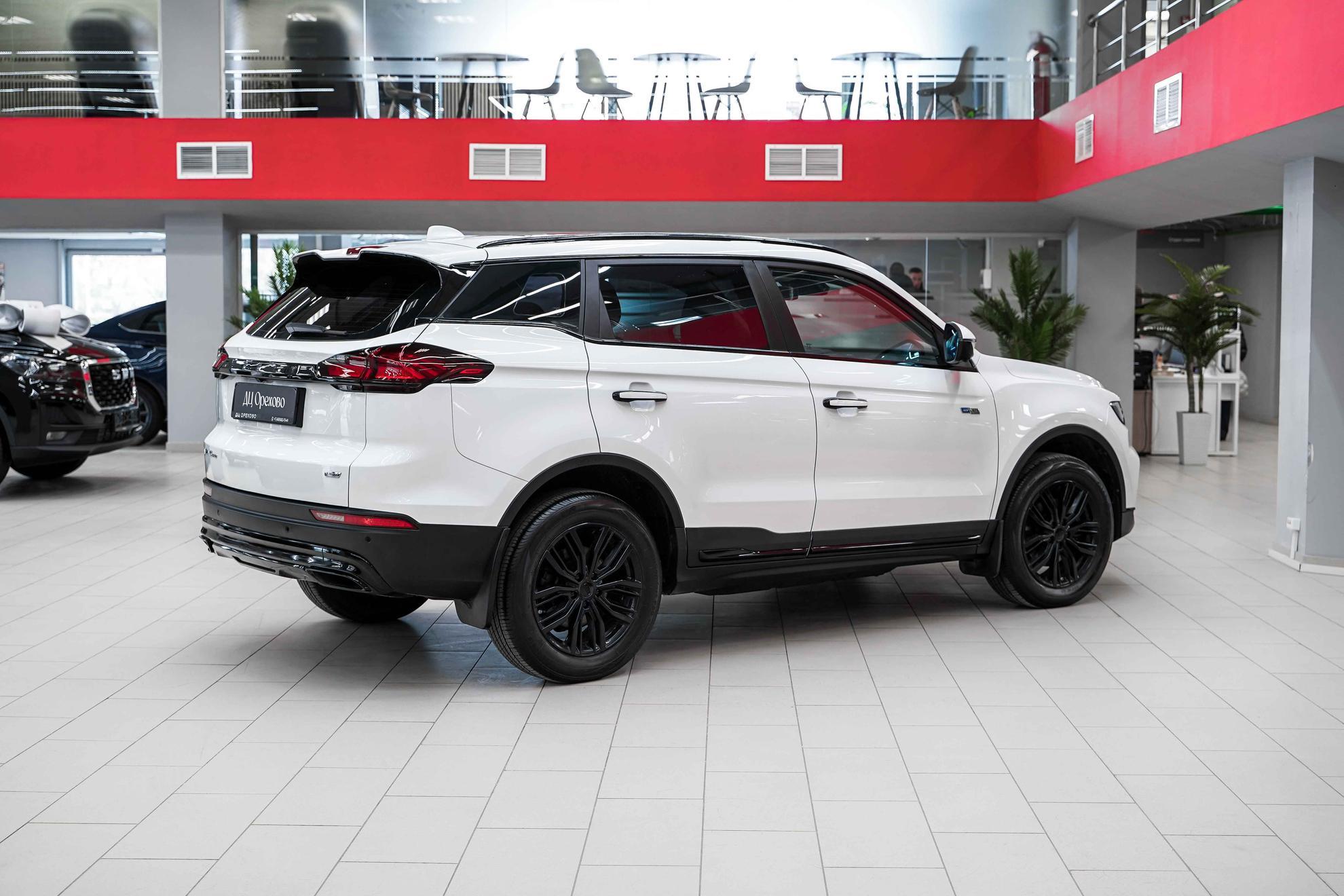 Geely Atlas Pro 2023, белый, ДЦ Орехово