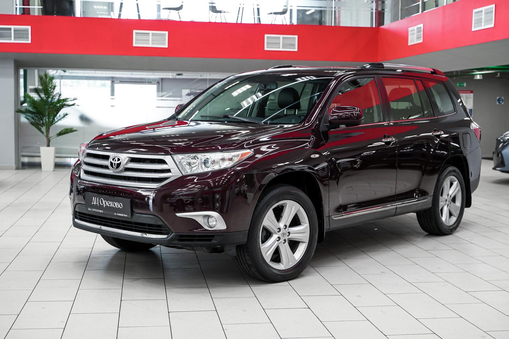 Toyota Highlander 2012, пурпурный, ДЦ Орехово