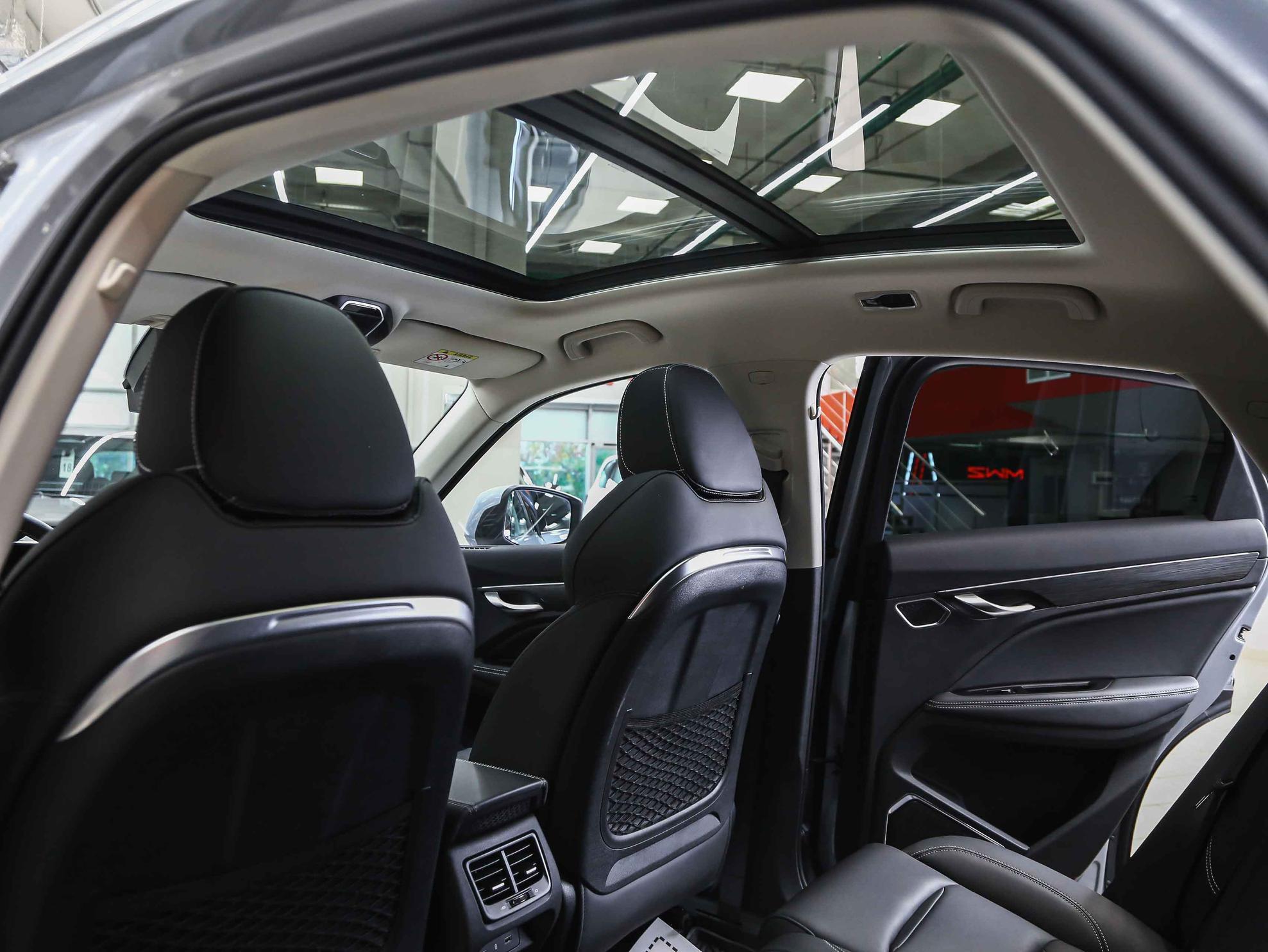 Geely Tugella 2023, серый, ДЦ Орехово