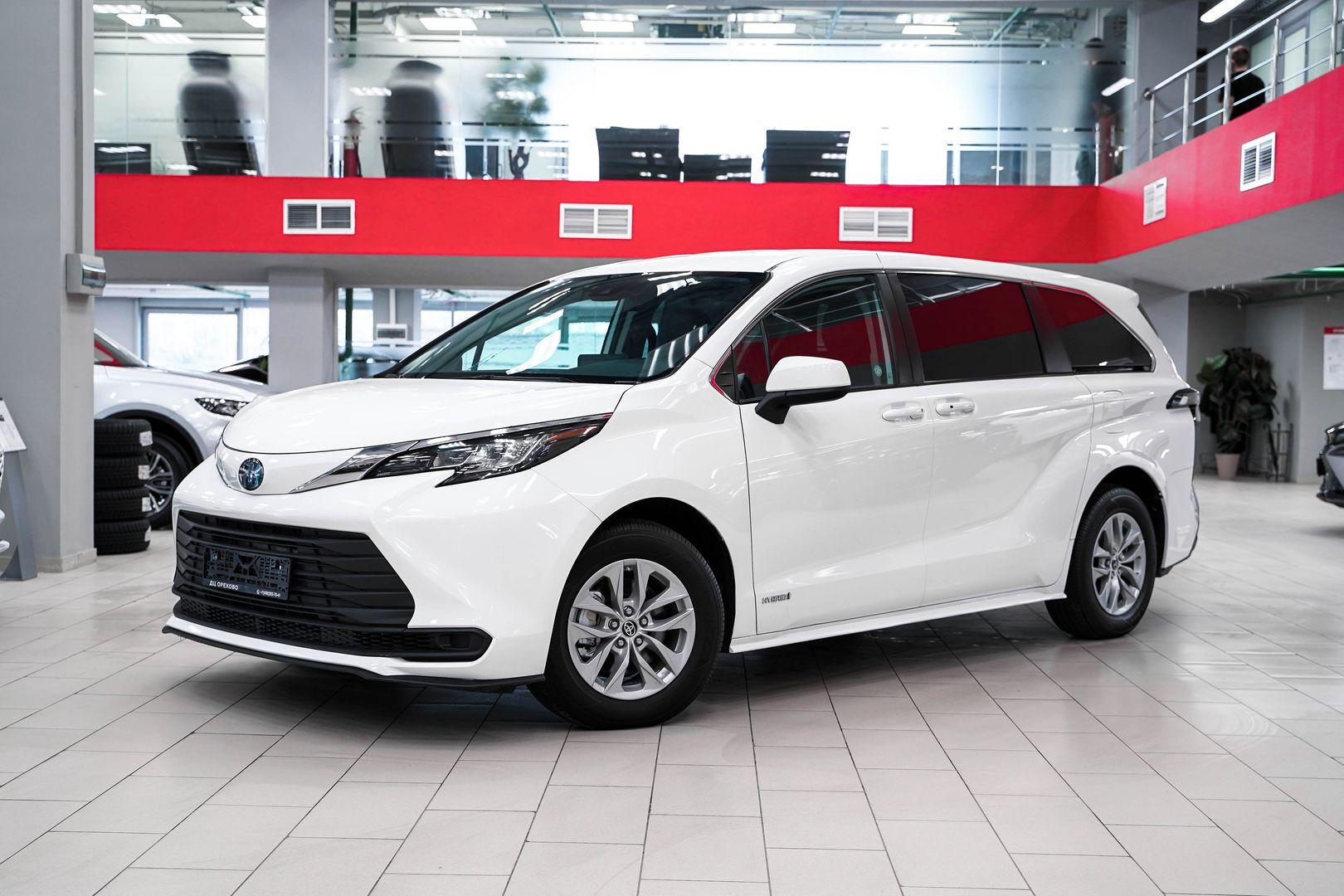 Toyota Sienna 2021, белый, ДЦ Орехово