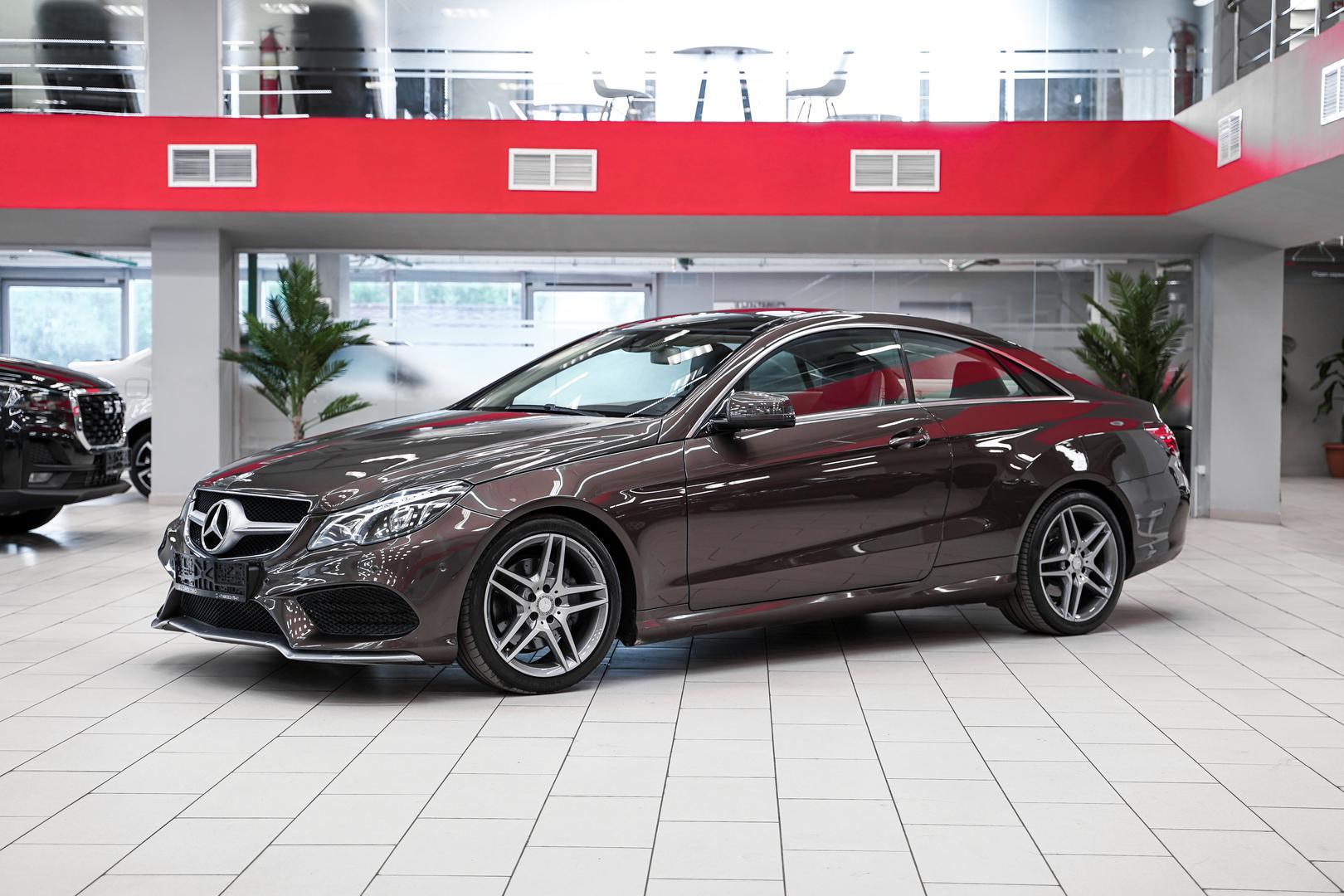 Mercedes-Benz E-Класс 2015, коричневый, ДЦ Орехово