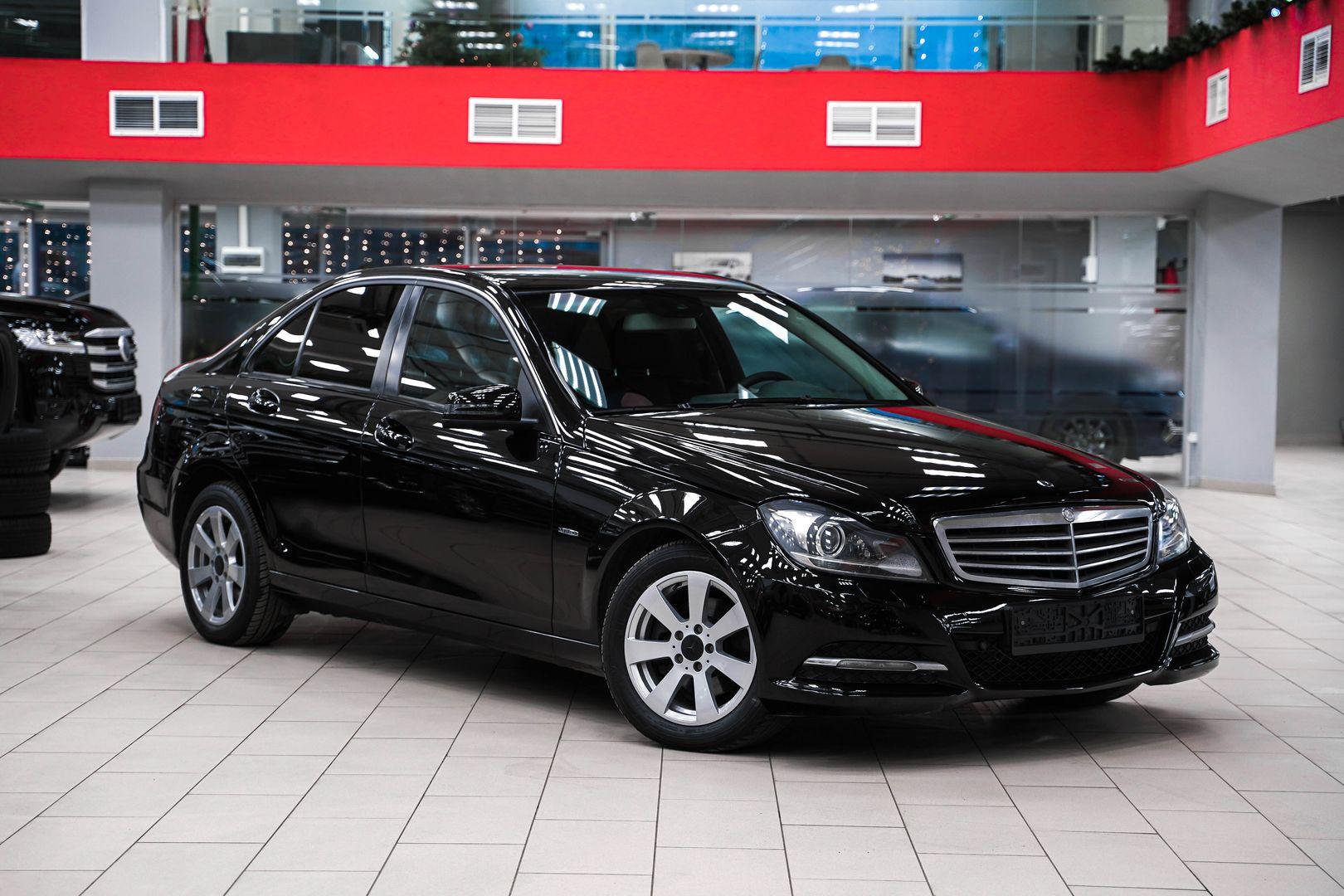 Mercedes-Benz C-Класс 2012, черный, ДЦ Орехово
