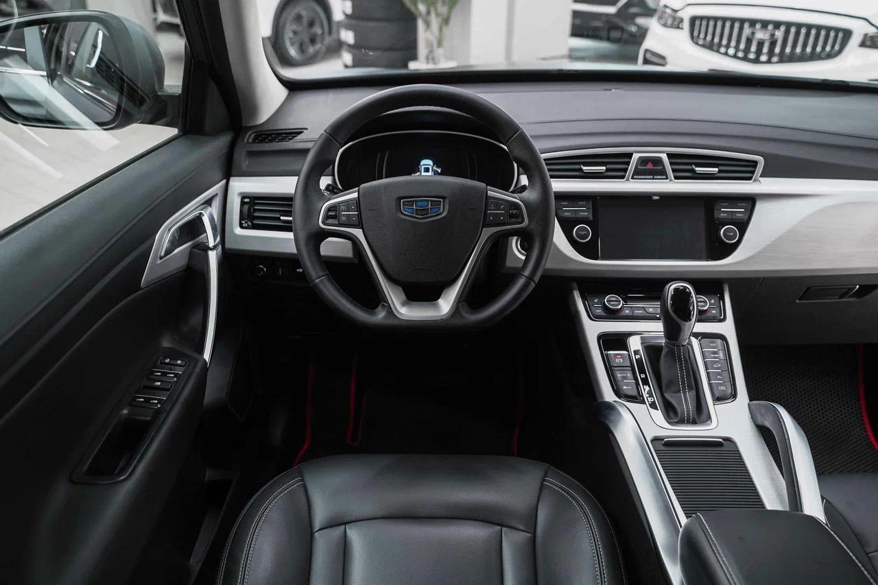 Geely Atlas 2019, серый, ДЦ Орехово