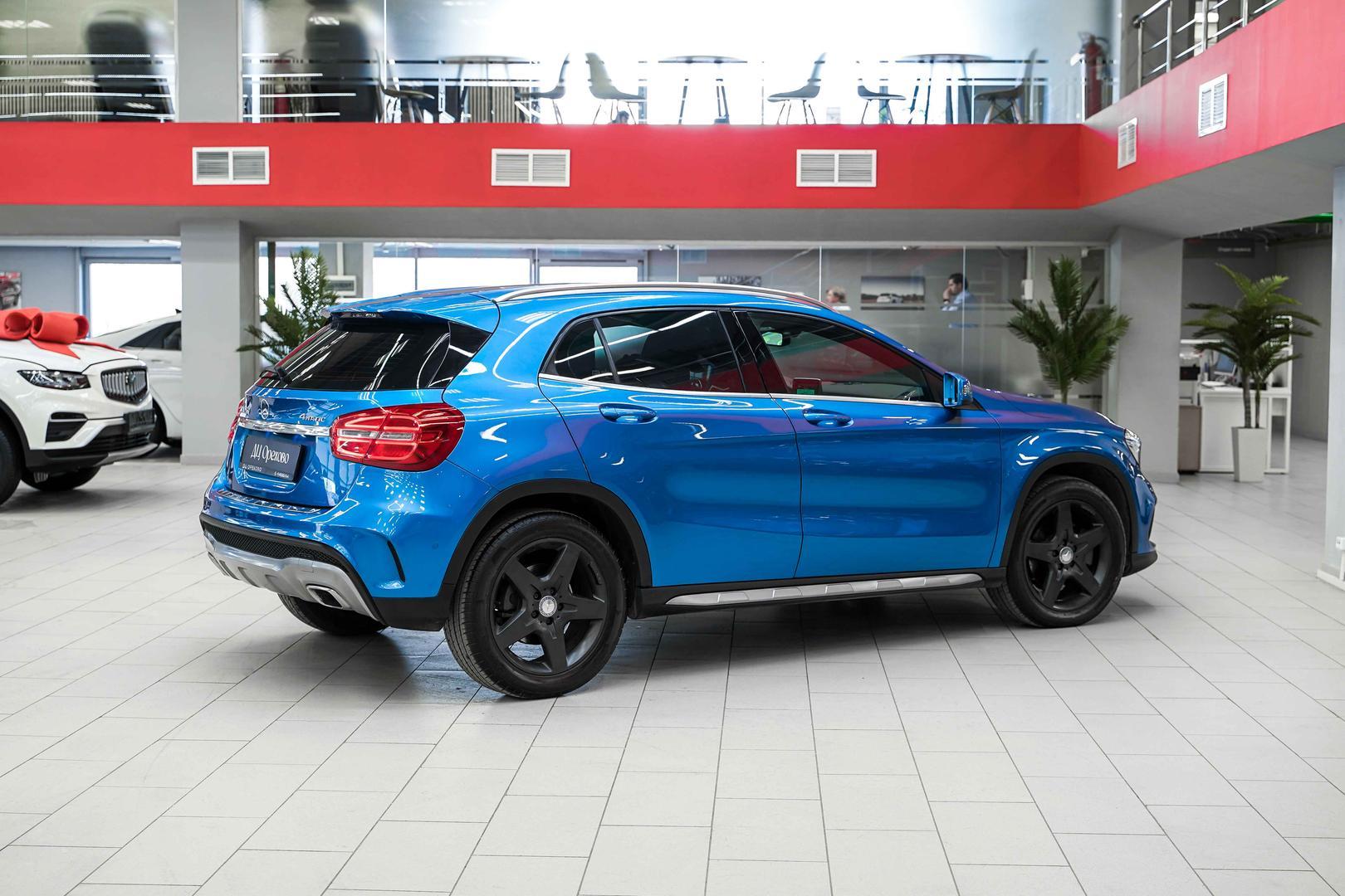 Mercedes-Benz GLA 2014, синий, ДЦ Орехово