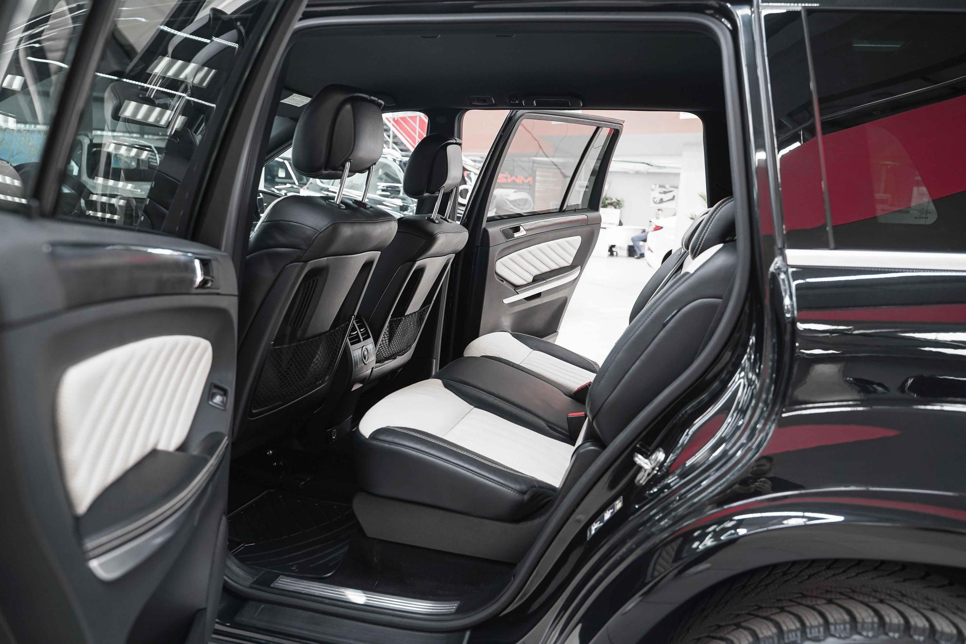 Mercedes-Benz GL-Класс 2012, черный, ДЦ Орехово