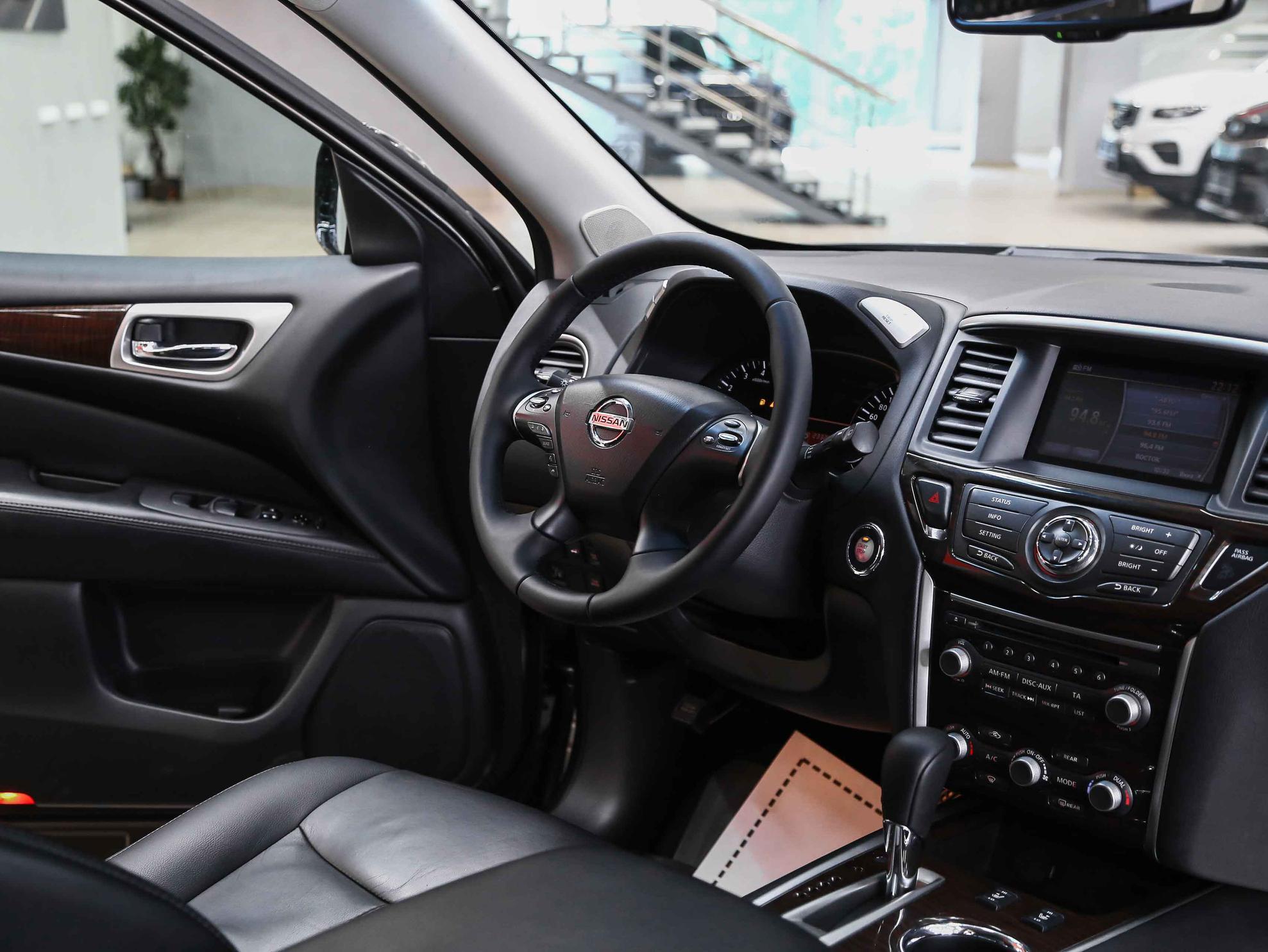 Nissan Pathfinder 2014, коричневый, ДЦ Орехово