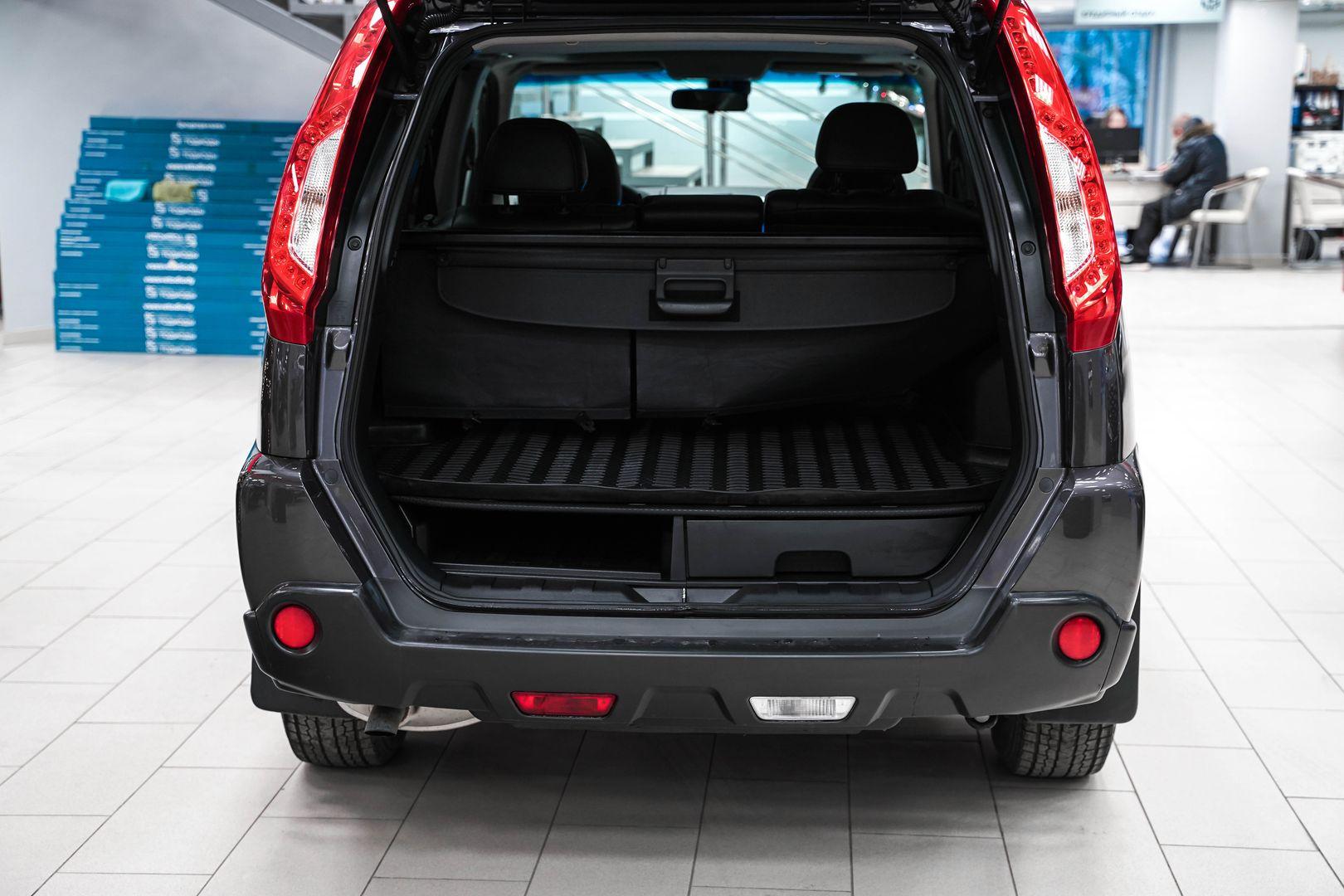 Nissan X-Trail 2013, серый, ДЦ Орехово