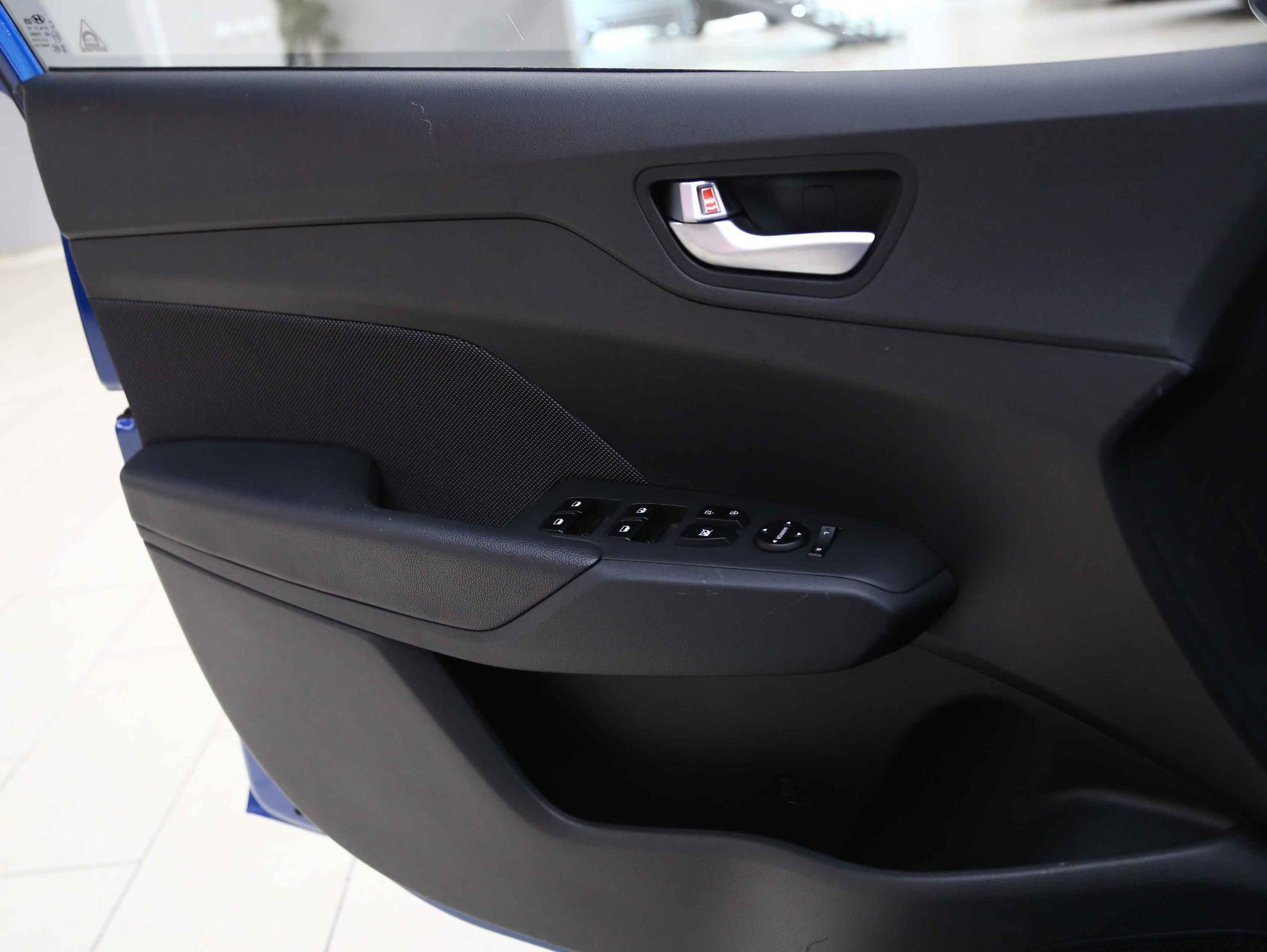 Hyundai Solaris 2017, синий, ДЦ Орехово