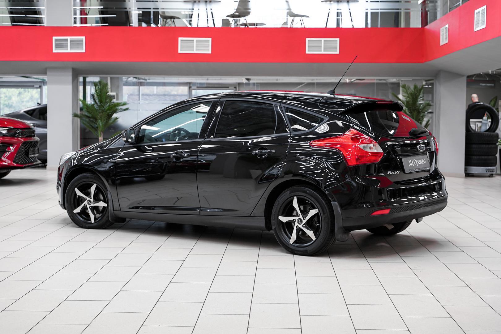 Ford Focus 2012, черный, ДЦ Орехово